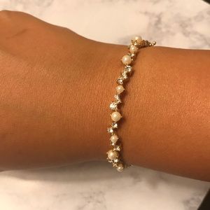Banana Republic Jewelry - Banana Republic Pearl Bracelet Banana Republic Jewelry - Banana Republic Pearl Bracelet